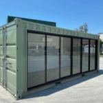 Bureau conteneur 20 pieds modifié avec porte vitrée & climatisation